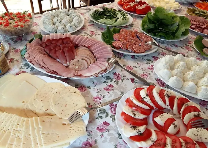 Natalia 2 Bed & Breakfast